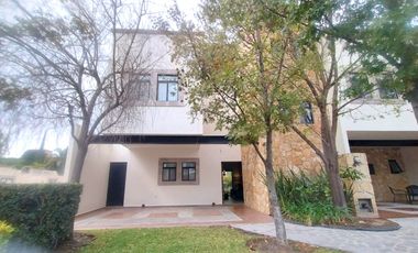 Casa en Privadas La Condesa, San Miguel de Allende 3R, 232 m2