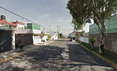 CASA EN VENTA EN BUENAS CONDICIONES. RESIDENCIAL EL DORADO, TLALNEPANTLA, MEX. REMATE BANCARIO