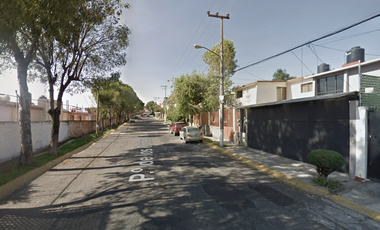 CASA EN VENTA EN BUENAS CONDICIONES. RESIDENCIAL EL DORADO, TLALNEPANTLA, MEX. REMATE BANCARIO