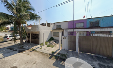CASA EN CALLE YOLANDA REYES,VILLA RICA, VERACRUZ. ¡¡NO CREDITOS!!
