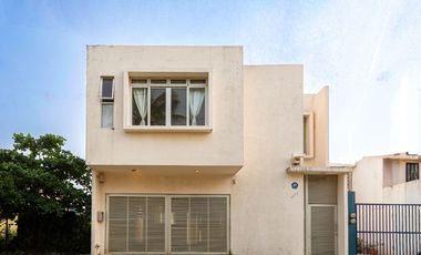 Casa en Venta, Col. Maria de La Piedad. Coatzacoalcos, Veracruz