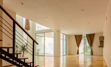 Casa en Venta, Col. Maria de La Piedad. Coatzacoalcos, Veracruz