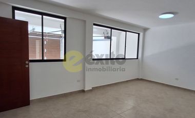 VENDO DEPARTAMENTO EN PRIMER PISO EN SANTA MARIA DEL PINAR A UN PASO DE LA UDEP