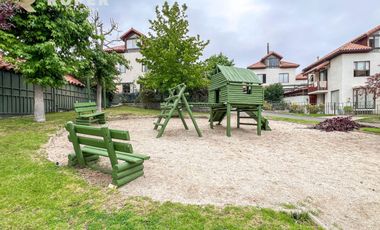 CASA EN CONDOMINIO ALTOMAR CONCÓN. 5D 3B VISTA AL MAR