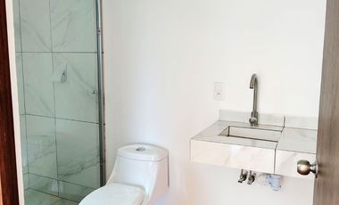 VENTA DE CASA EN RESIDENCIAL EXCLUSIVO CON ALBERCA PROPIA EN TLAYACAPAN, MOR.