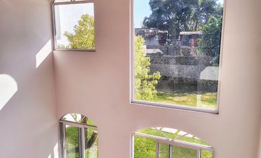 VENTA DE CASA EN RESIDENCIAL EXCLUSIVO CON ALBERCA PROPIA EN TLAYACAPAN, MOR.