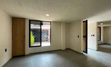 Casa en venta en Santa María Tepepan 4 Recámaras