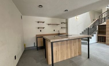 Casa en venta en Santa María Tepepan 4 Recámaras