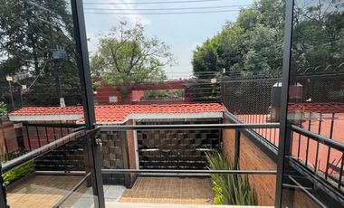Casa en venta en Santa María Tepepan 4 Recámaras