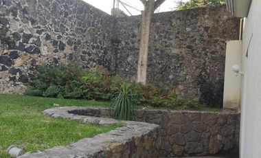 Casa en fracc. Lomas de cortes