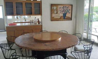 Casa en fracc. Lomas de cortes