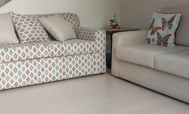 VENTA CASA DE TRES PISOS