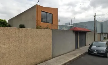 CASA EN XOCHIMILCO EN RECUPERACION BANCARIA