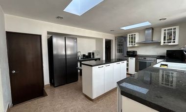 Casa en venta en Contadero, rodeada de arboles