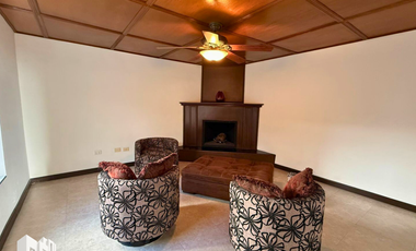 HERMOSA CASA EN VENTA EN QUINTAS DEL SOL