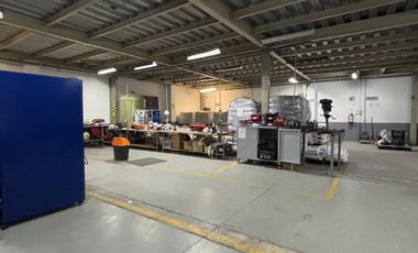 Excelente bodega en Santa Teresita