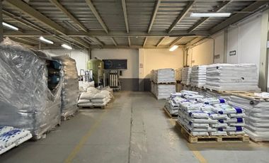 Excelente bodega en Santa Teresita