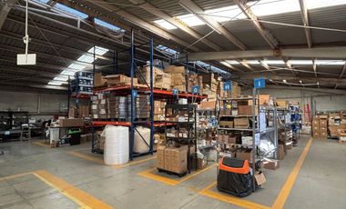 Excelente bodega en Santa Teresita