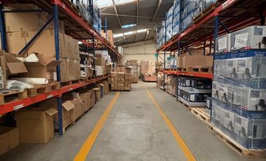 Excelente bodega en Santa Teresita