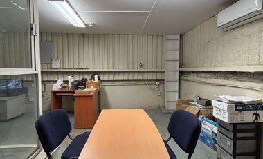 Excelente bodega en Santa Teresita