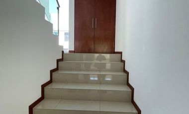 RENTA - CASA INCREIBLE – SAN JOSE ZONA AZUL