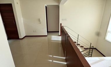 Se renta casa dentro coto privado ciudad tres marías cerca de corporativos y escuelas particulares