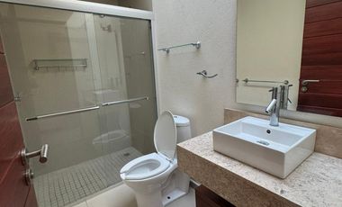 Se renta casa dentro coto privado ciudad tres marías cerca de corporativos y escuelas particulares