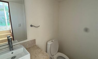 Se renta casa dentro coto privado ciudad tres marías cerca de corporativos y escuelas particulares