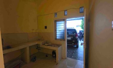 rumah cluster disewakan lingkungan aman banyuanyar solo