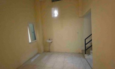 rumah cluster disewakan lingkungan aman banyuanyar solo