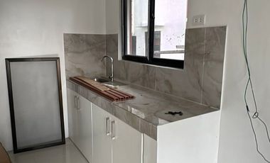 Affordable 3 Storey House in Fairview  with 3 bedrooms 3 cr 1 cg