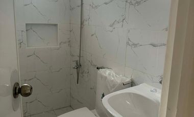 Affordable 3 Storey House in Fairview  with 3 bedrooms 3 cr 1 cg