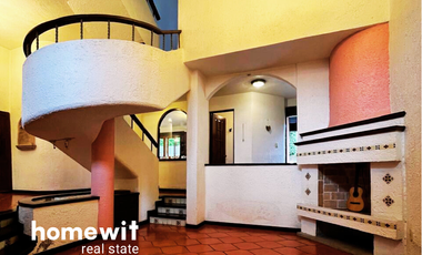 CASA EN VENTE FRENTE A PARQUE LORETO