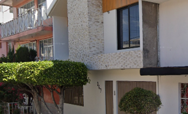 VENTA DE CASA EN VILLADA CIUDAD DE NEZAHUALCOYOTL MEXICO