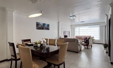 Casa en venta en Loja sector Época.