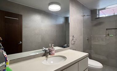 Casa en venta en Loja sector Época.