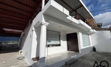 Casa en venta en Loja sector Época.