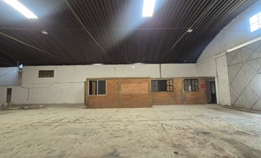 BODEGA EN RENTA EN SAN PEDR0 CHOLULA.