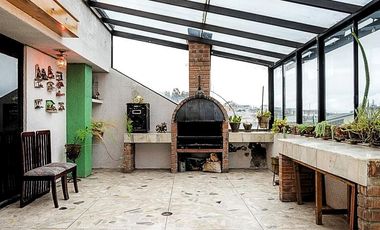 EN VENTA EDIFICIO COMERCIAL 430 M2 TERRENO SECTOR LAS CASAS