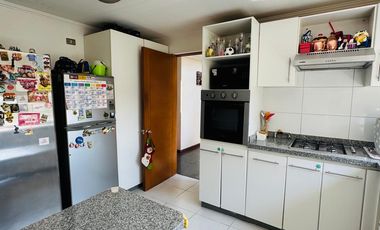 AMPLIA CASA UBICADA EN CONDOMINIO SANTA ELENA