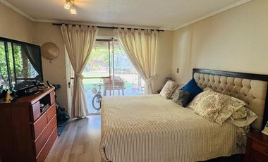 AMPLIA CASA UBICADA EN CONDOMINIO SANTA ELENA