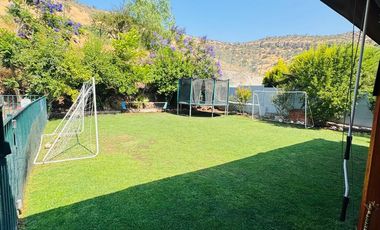 AMPLIA CASA UBICADA EN CONDOMINIO SANTA ELENA