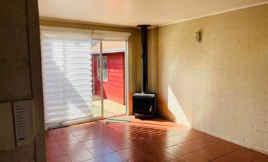 AMPLIA CASA EN EL PORTAL SAN PEDRO, LOMAS COLORADAS, SAN PEDRO DE LA PAZ (3H/2B/2E)