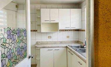 AMPLIA CASA EN EL PORTAL SAN PEDRO, LOMAS COLORADAS, SAN PEDRO DE LA PAZ (3H/2B/2E)