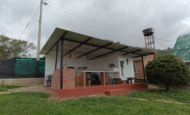 Venta casa campestre nueva en Fusagasuga