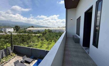 VILLA MEWAH VIEW KEREN + KOLAM RENANG DEKAT BALOGA