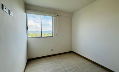 Extraordinario apartamento en Senderos de San Silvestre con vista natural con 72 m2. Cerritos. Pereira - Colom