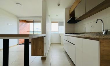 Extraordinario apartamento en Senderos de San Silvestre con vista natural con 72 m2. Cerritos. Pereira - Colom