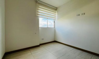 Extraordinario apartamento en Senderos de San Silvestre con vista natural con 72 m2. Cerritos. Pereira - Colom