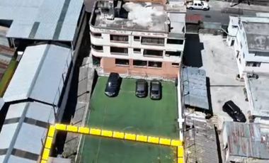 Venta de Terreno Av Legarda, cerca hospital Pablo Arturo Suarez, gran plusvalia inmobilairio, transporte publico por la agencia nacional de transito.